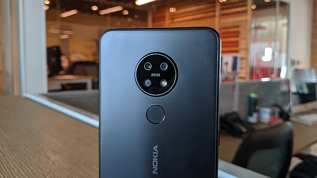 Triple rear cameras from Zeiss Optics.
