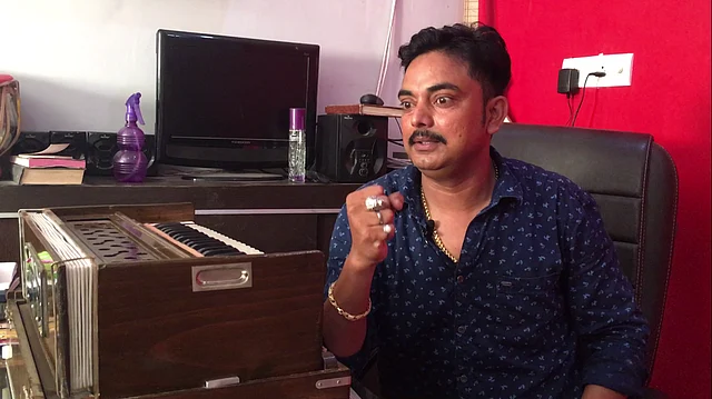 Animated and dramatic, Pawan is less vitriolic than Acharya and Krishnavanshi, but the fundamentalism or ‘kattar-ta’ in his lyrics is unabashed. 