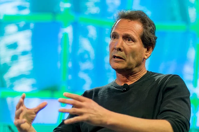 Dan Schulman: not desperate for blockchain payments.