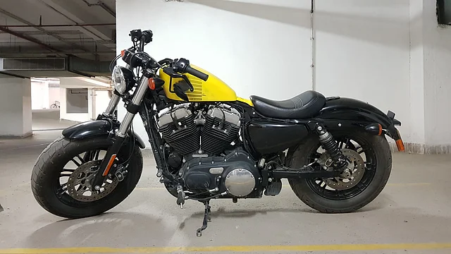 Alloy wheels can take tubeless tyres on motorcycles.