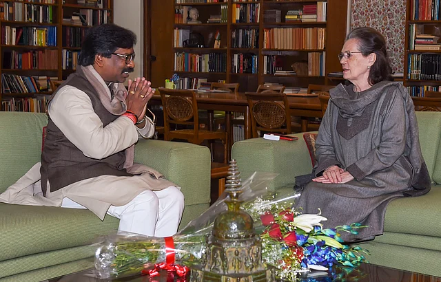 Jharkhand Chief Minister-designate Hemant Soren meets Congress interim President Sonia Gandhi at her residence in New Delhi, Wednesday, 25 December, 2019. The JMM - Congress alliance won the Jharkhand Assembly polls by securing 46 seats in the 81-seat state.
