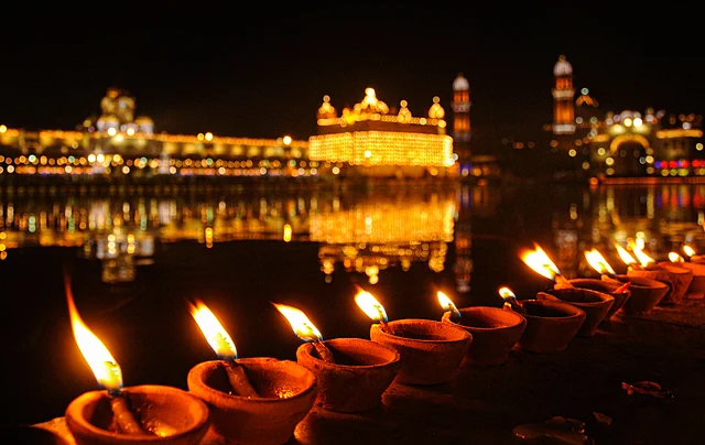 A view of Harmandir Sahib (Golden Temple) on the occasion of the birth anniversary of the tenth Sikh leader Guru Gobind Singh, in Amritsar, Thursday, 2 Jan 2020.