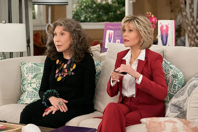 Jane Fonda and Lily Tomlin make the characters come alive.