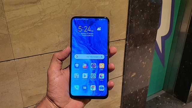 The Honor 9x comes with a 4000mAh battery.