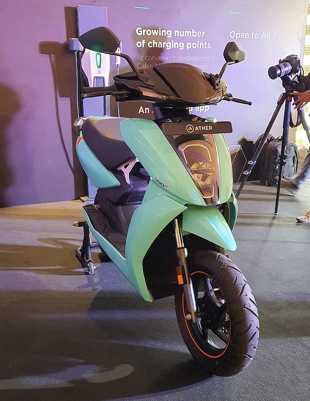 The Ather 450X has added a Warp Mode which makes it go faster.