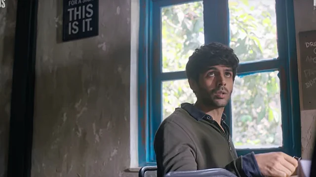 Kartik Aaryan in a still from<i> Love Aaj Kal</i>.