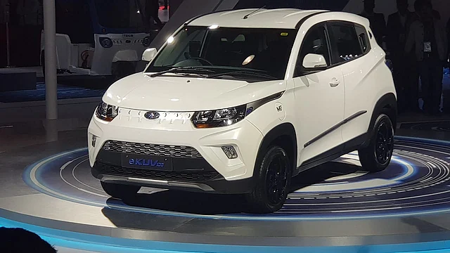 Mahindra eKUV 100
