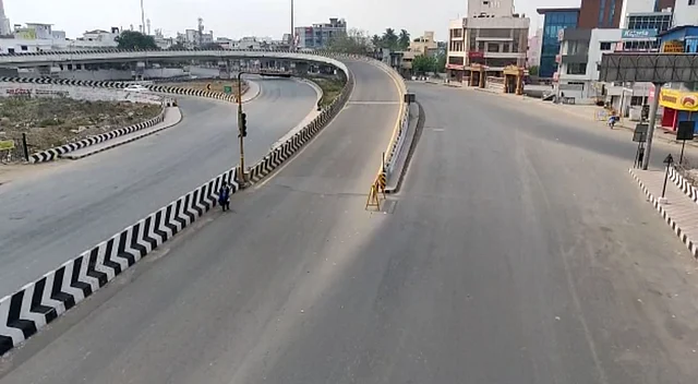 Streets wore a a deserted look in Chennai on Sunday as the entire city observed a janata curfew.