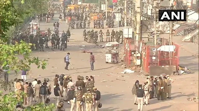 Heavy police presence at protest site observed on Monday morning.