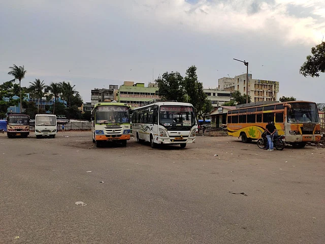 The bus station was deserted.