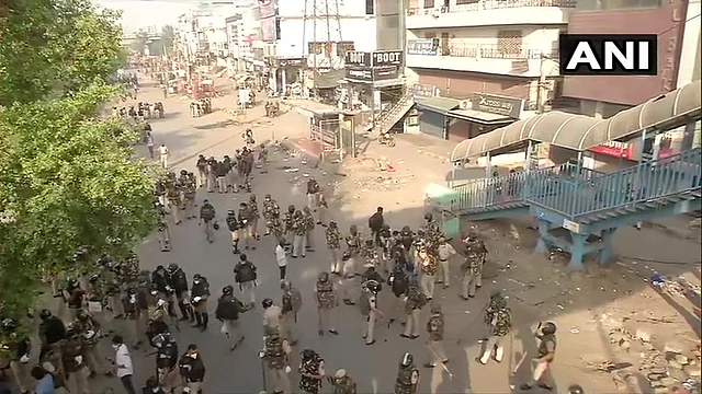 Protest site being cleared in the wake of coronavirus.