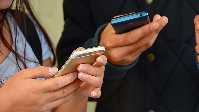 My research suggests that smartphones may be making us less happy in a much wider range of social situations than we might expect.
