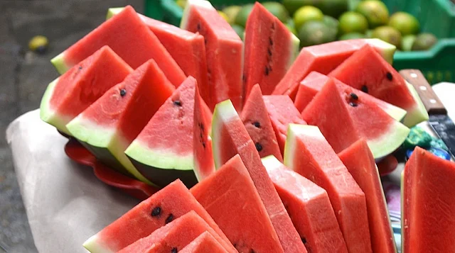 There a few versions of watermelon diet available online but primarily, there are two types, a short and a long one.