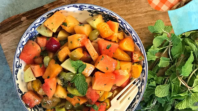 Summers bring scorching heat, but they also bring the most amazing fruits to deal with it.