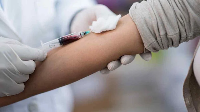 <b>सीबीसी से पता चलता है कि आपके शरीर में खून की कमी है या नहीं.</b>