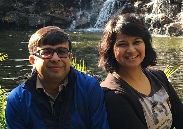 अर्चना के परिवार में उनके पति विकास गुप्ता और दो बच्चे हैं.