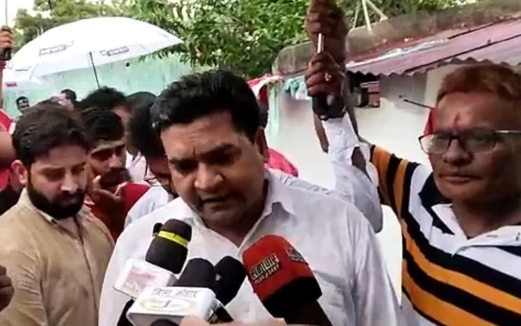 दुमका में भाजपा नेता कपिल मिश्रा