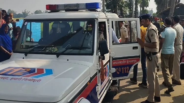Bihar: बांका में पुलिसकर्मी की पिटाई