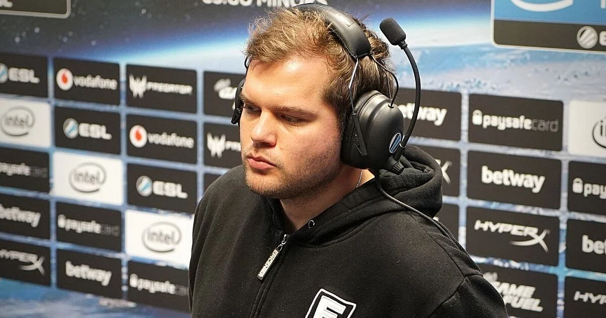 Former NAVI Rifler Ceh9 Reveals Earning As CS:GO Player, Commentator, Streamer