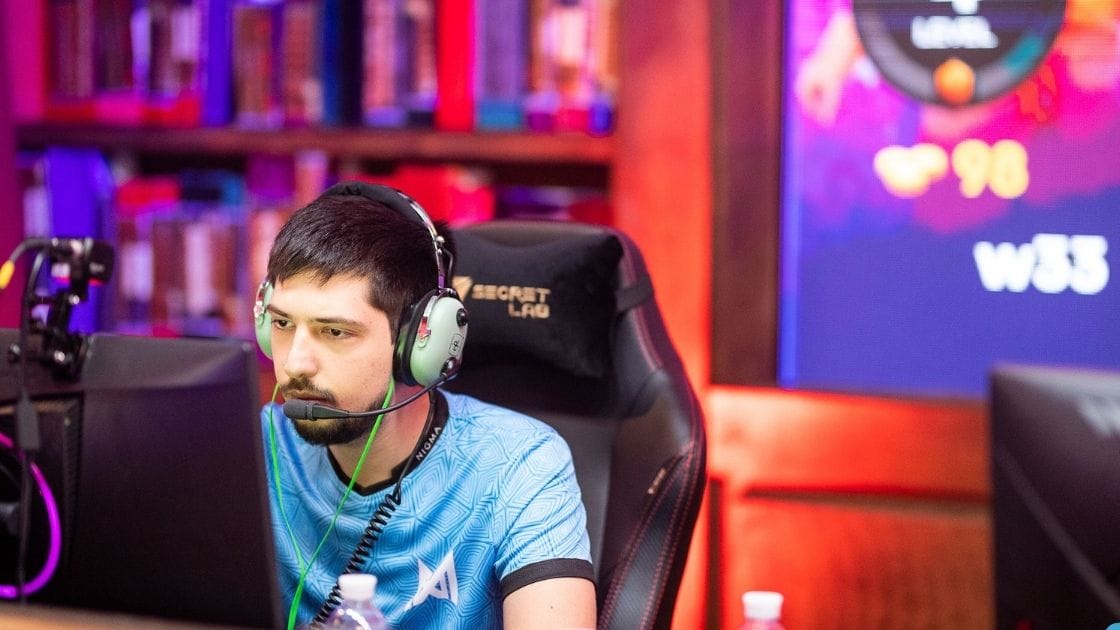 W33 Returns To Competitive Dota 2 With Team Romania
