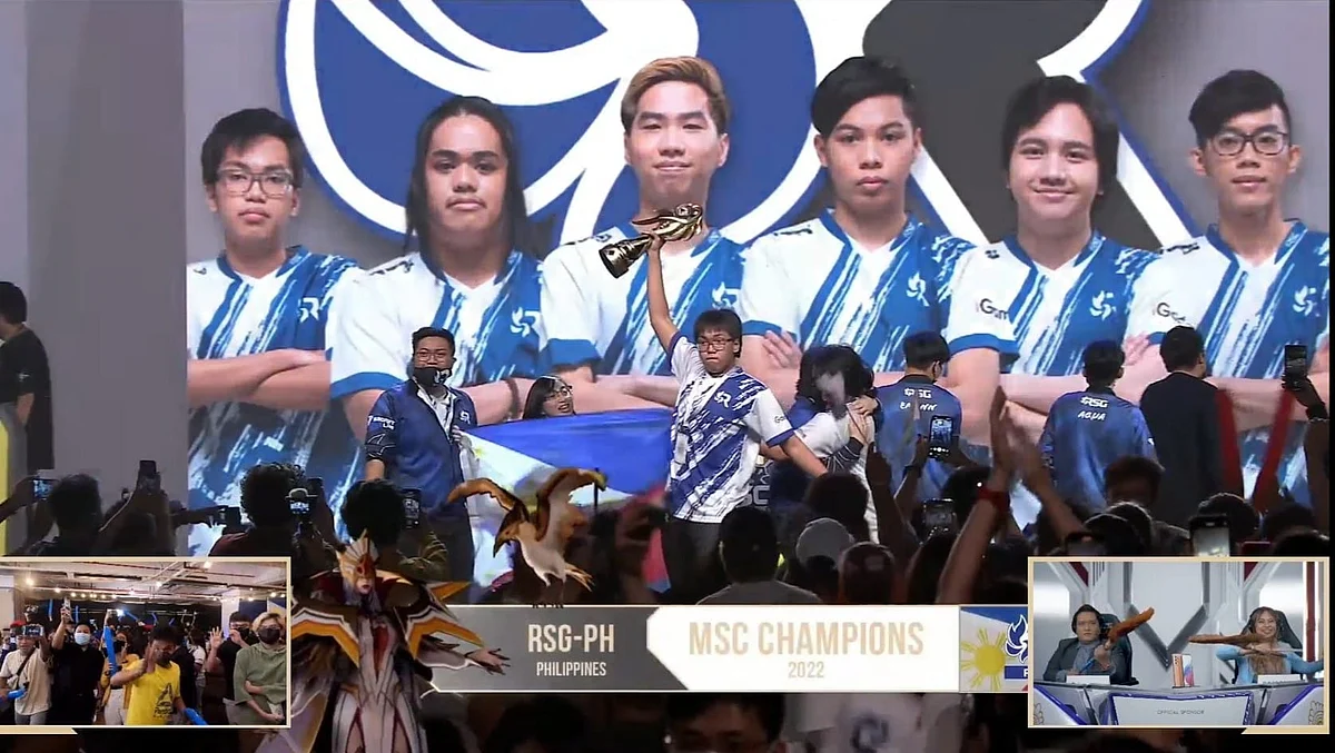 Nathzz proudly raises the MSC 2022 trophy.