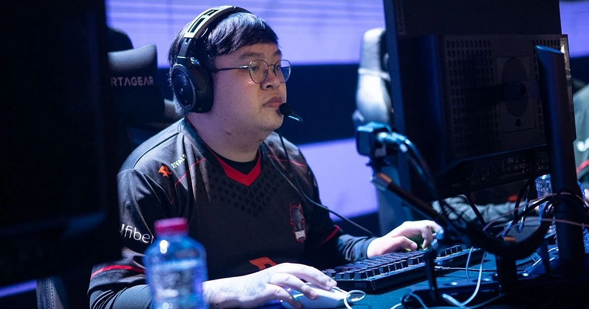 skem with BOOM Esports at the Gamers Galaxy 2022