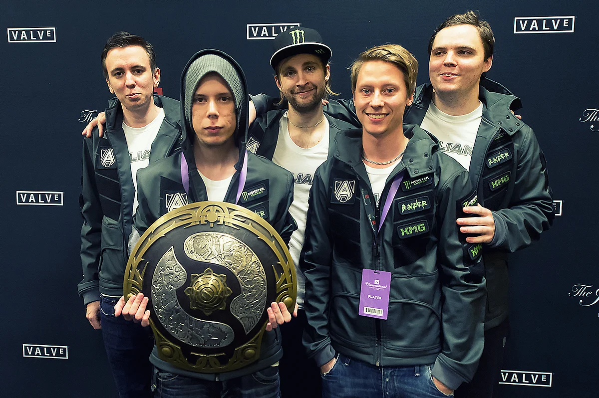 S4 Becomes 5th Dota 2 Pro To Play 2000 Professional Matches