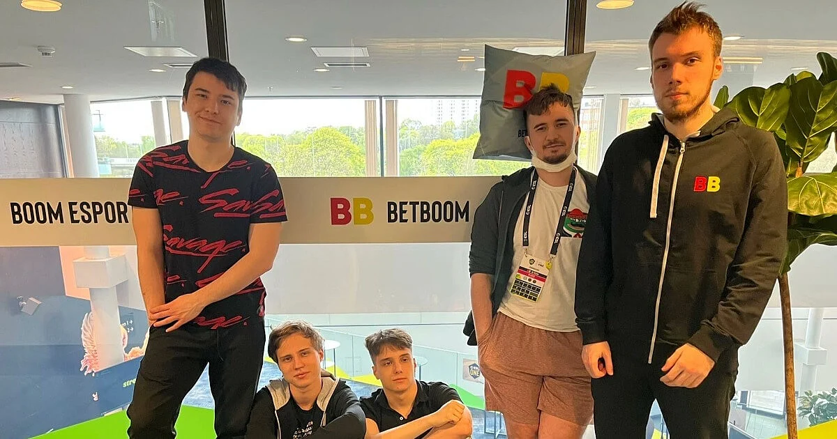 BetBoom Team Dominates Outsiders and Secures TI11 Direct Invite