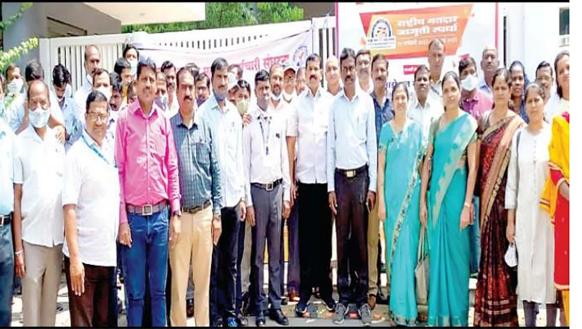 Revenue employees