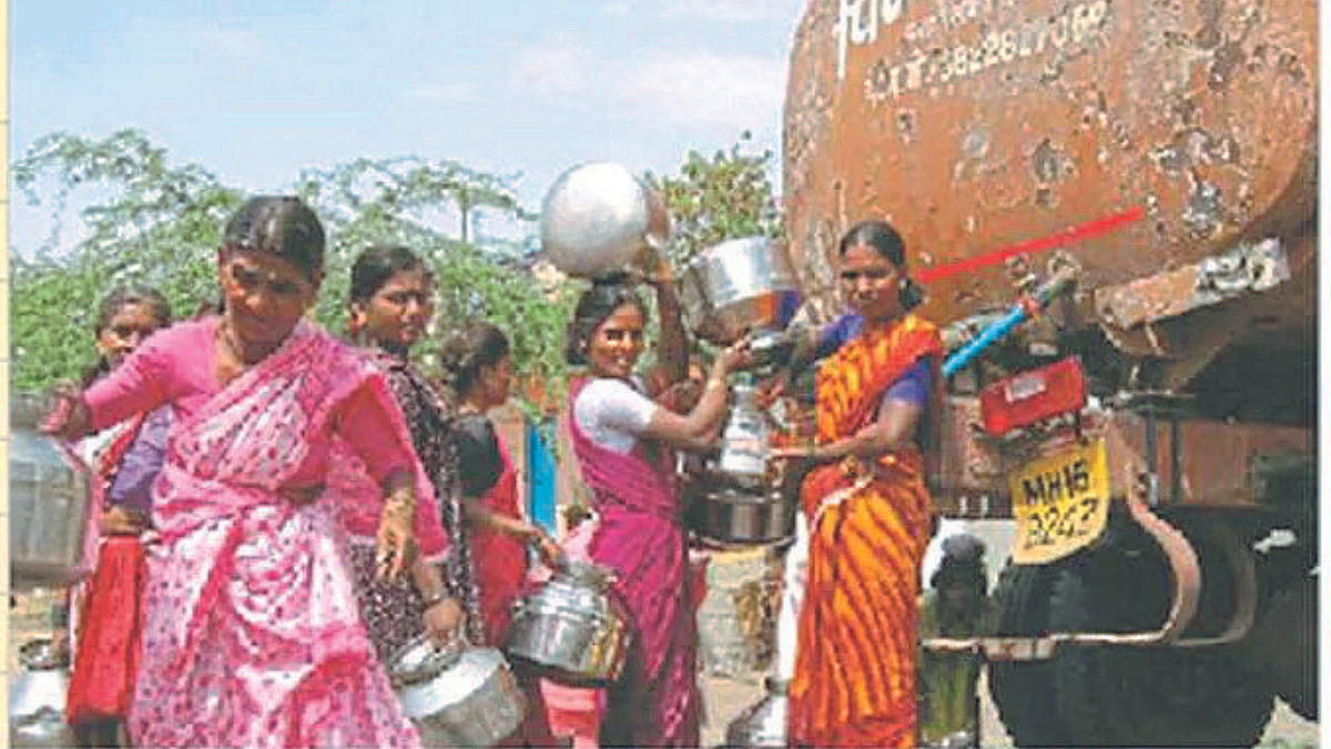 पावसाळ्याच्या तोंडावर राज्यात साडेचारशे टॅंकर सुरू