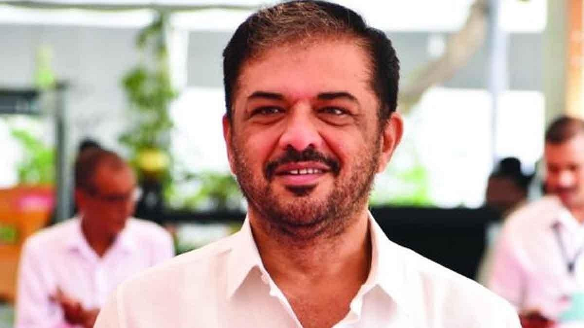नागपूर येथे पशुंचे सुपरस्पेशालिटी हॉस्पिटल उभारणार ः सुनील केदार