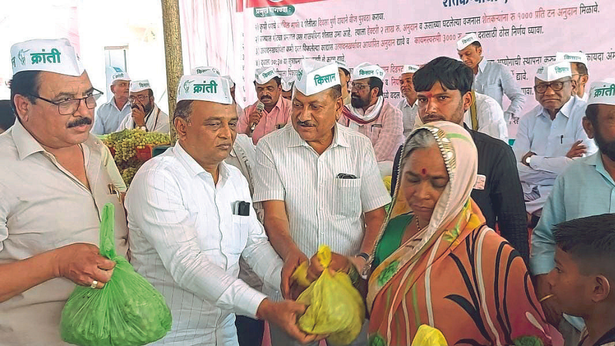 शासनाच्या आश्वासनांवर पुणतांबेकर समाधानी