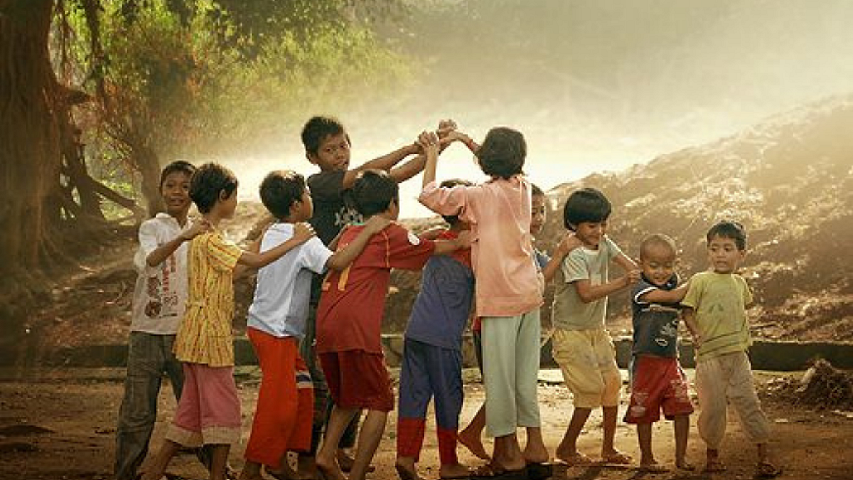गेले ते दिवस राहिल्या त्या आठवणी...