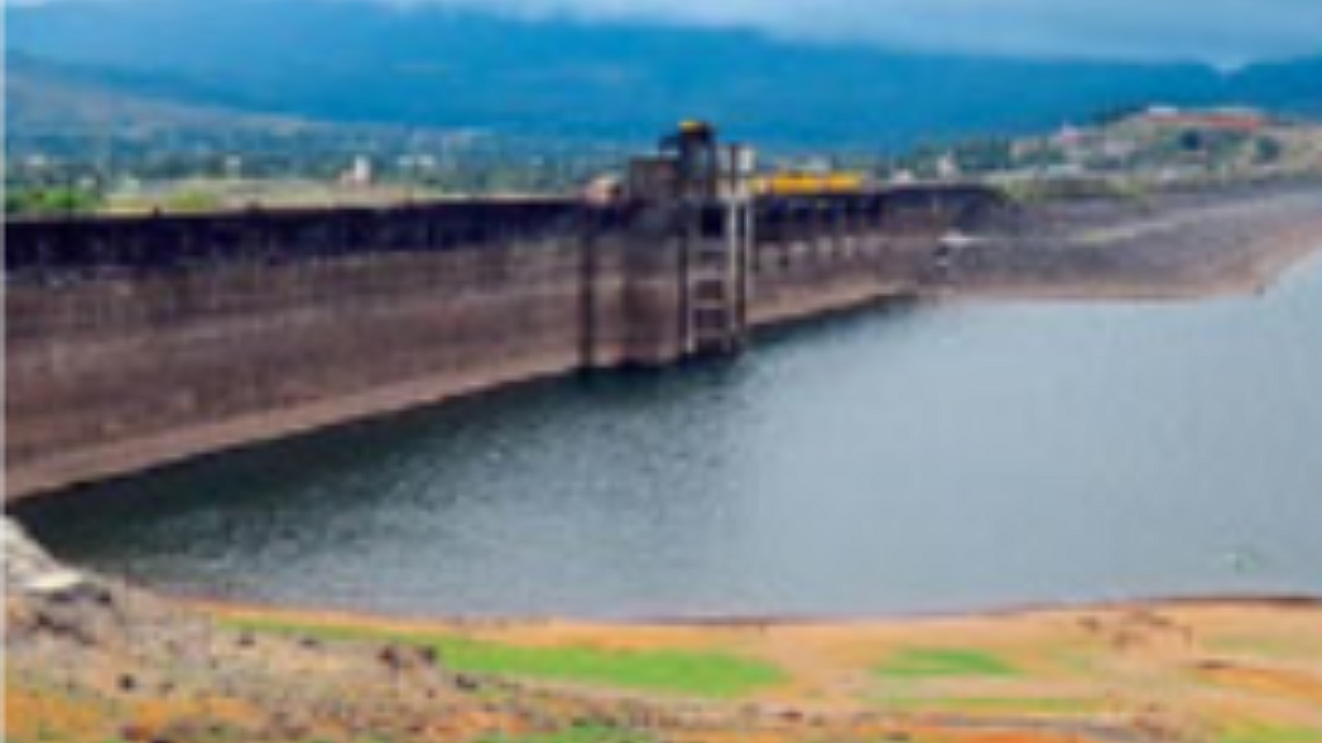 पुणे जिल्हयातील धरणांनी गाठला तळ