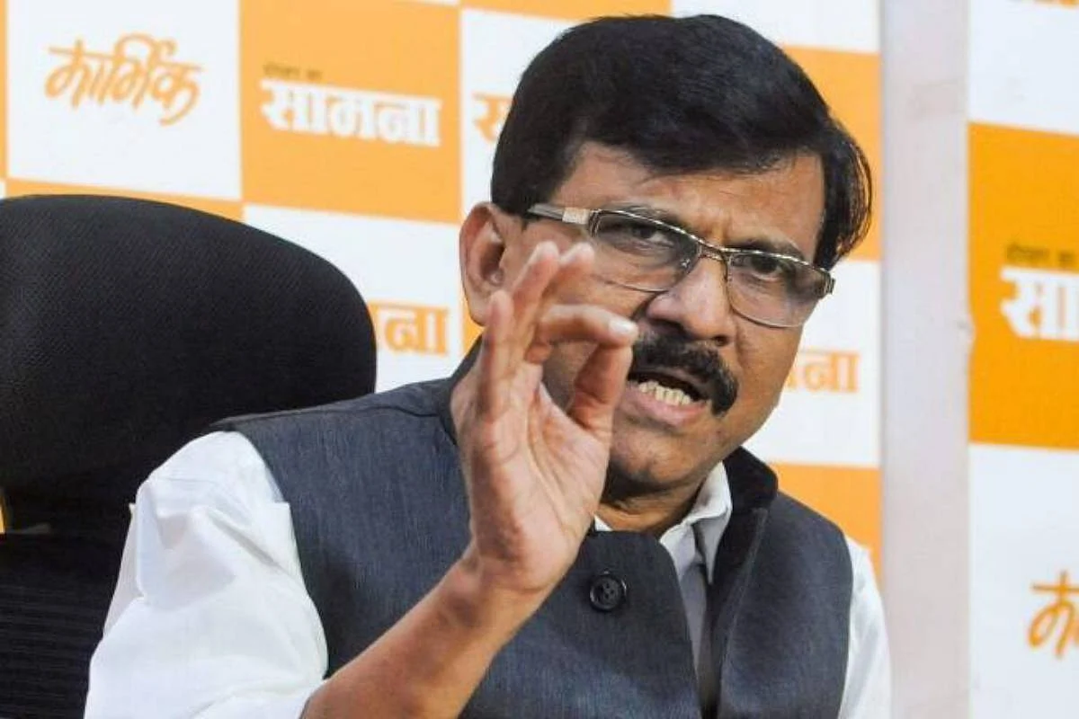 महाविकास आघाडीतून बाहेर पडू पण मुंबईत या: राऊतांची शिंदेंना साद