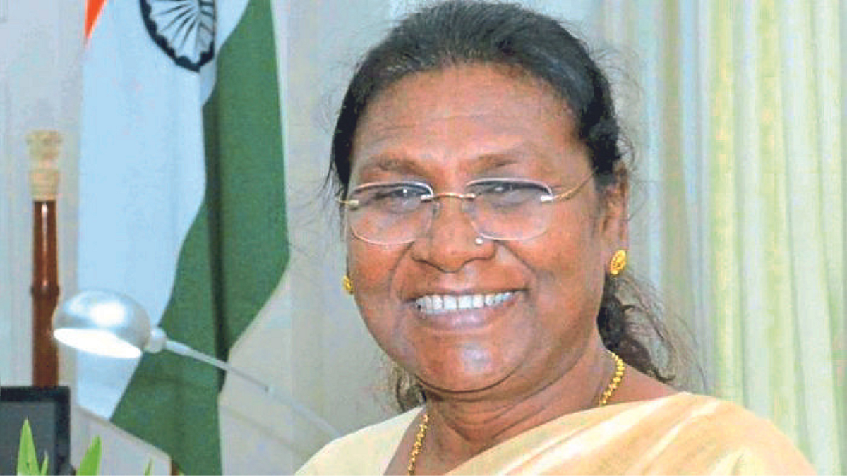 द्रौपदी मुर्मू ऐतिहासिक विजयाकडे‘