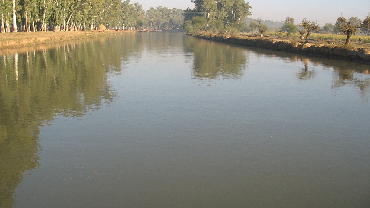 Canel Water