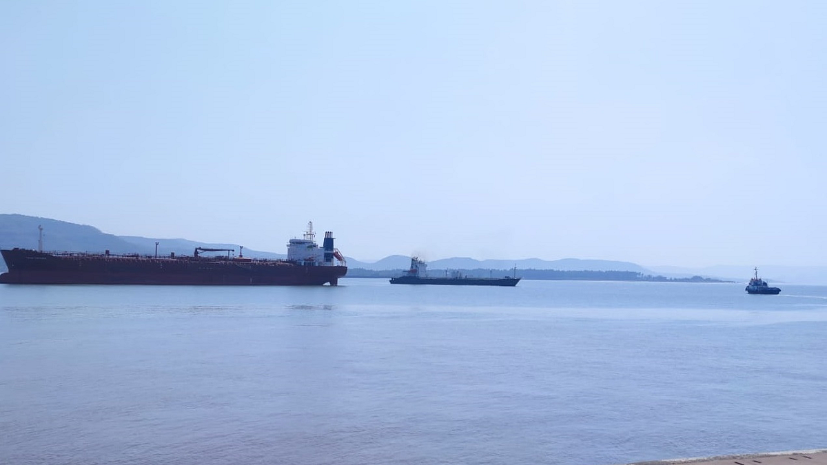 Mumbai Port : मुरुडमध्ये आगरदांडा बंदराच्या कामाला आठवडभरात सुरुवात