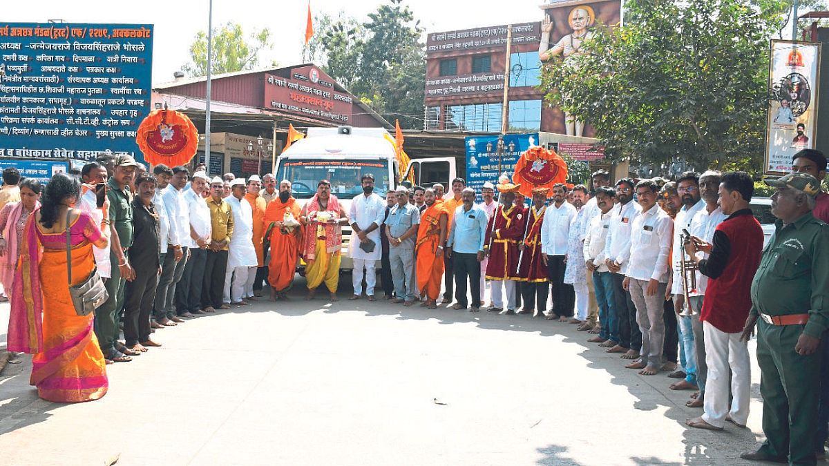 अक्कलकोटमधून स्वामी समर्थांच्या पालखी परिक्रमेला सुरुवात