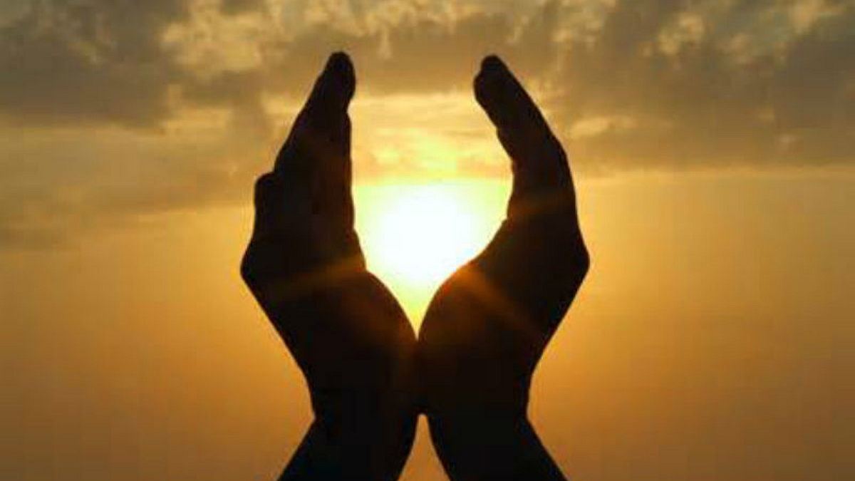 कर्मे ईशु भजावा