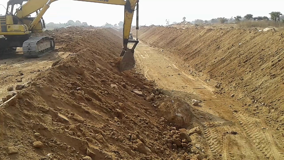 Water Leakage Of Girna Dam | Water Tank Leakage | Girna Dam