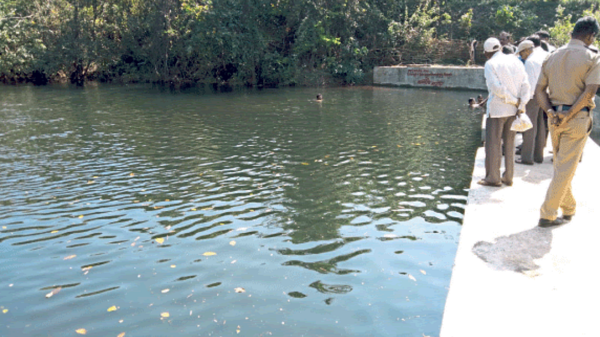 Konkan Type Bund