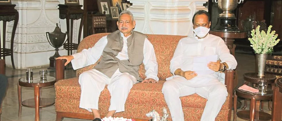 ‘घटनादुरुस्ती करून आरक्षण देणे हाच केंद्र सरकारपुढे पर्याय’ ‘Making reservations by amending the Constitution That's the decent thing to do, and it should end there.