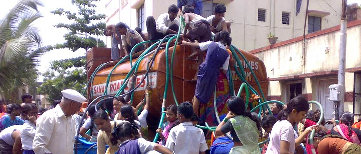 सोलापूर जिल्ह्यात टंचाईच्या झळा कायम