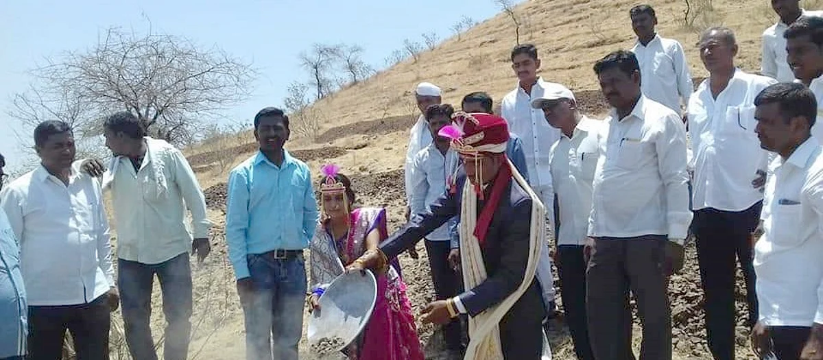 पिंपळगाव वाघाच्या शिवारात लोकसहभागातून समृद्धी