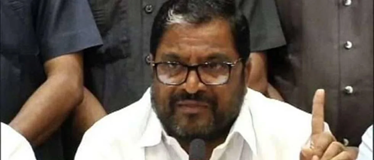 Farmers groups who have completed the work Grant's Advile: Shetty