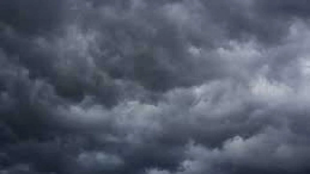 पुणे जिल्ह्यात हलका पाऊस Light rain in Pune district