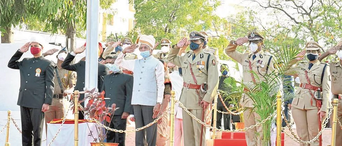 औरंगाबाद जिल्ह्याची विकासकामांत घोडदौड : देसाई