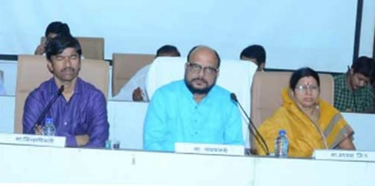 विकासकामांचे सूक्ष्म नियोजन करा : पालकमंत्री गुलाबराव पाटील
