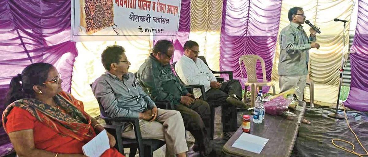 मधमाशीला हानिकारक कीटकनाशके टाळा : आर. टी. आटपाडीकर